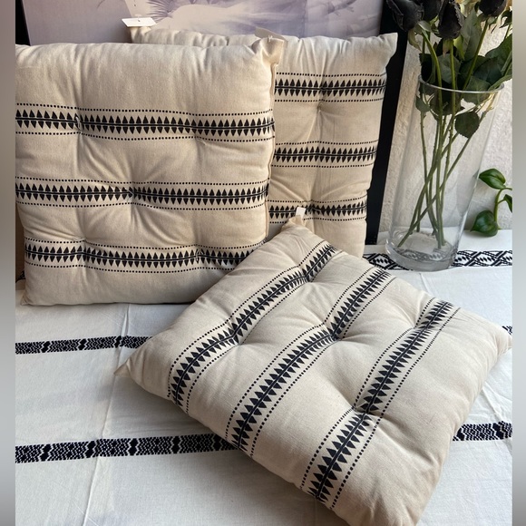 Cotton Chair Pads / Floor Cushion. Set of 3 - Picture 5 of 7